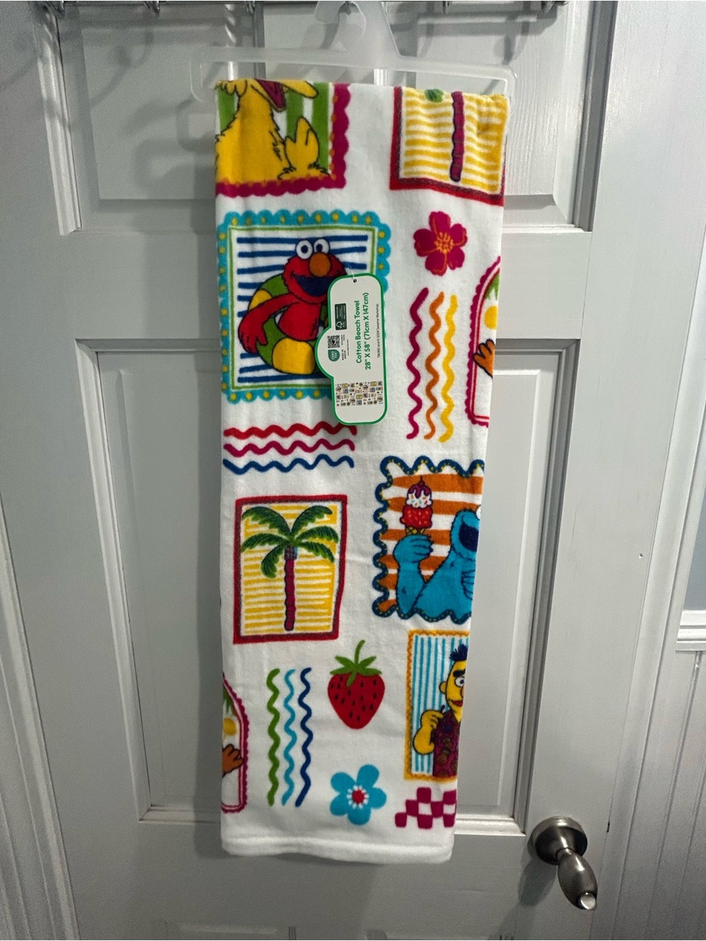 NWT Sesame Street White Towel Elmo characters beach